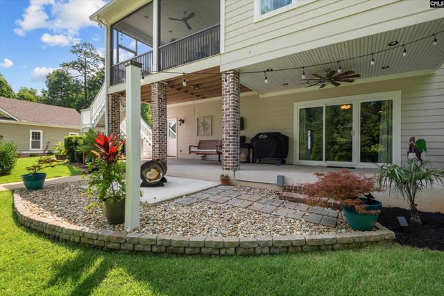 105 Palmetto Cove Lane, Lexington, SC 29072