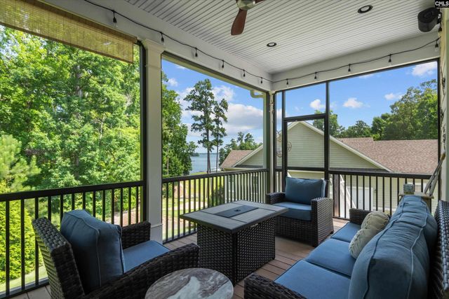 105 Palmetto Cove Lane, Lexington, SC 29072