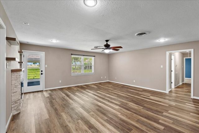 11511 Cherry Point Drive, Mont Belvieu, TX 77535