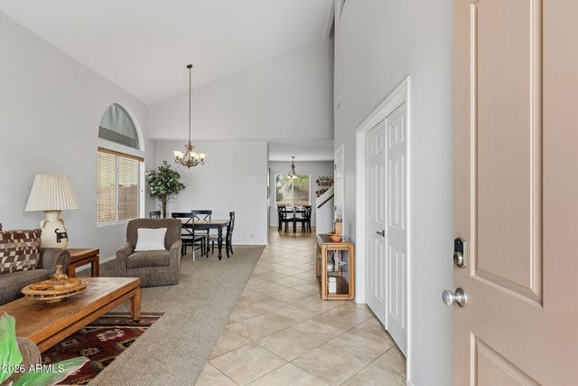 2212 W BLAYLOCK Drive, Phoenix, AZ 85085