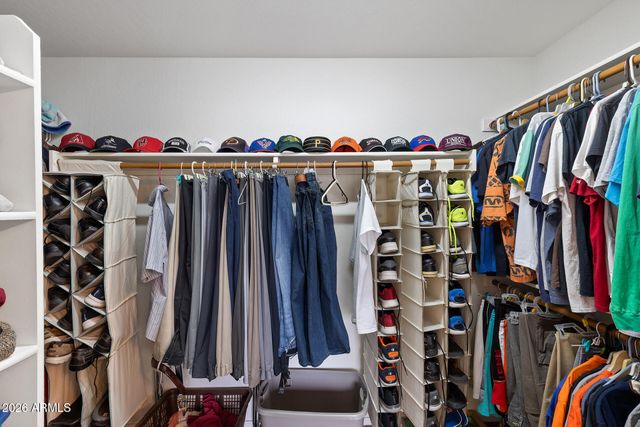 2212 W BLAYLOCK Drive, Phoenix, AZ 85085