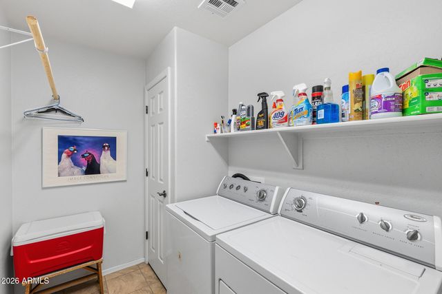 2212 W BLAYLOCK Drive, Phoenix, AZ 85085