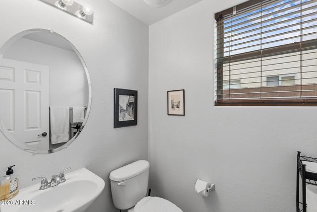 2212 W BLAYLOCK Drive, Phoenix, AZ 85085