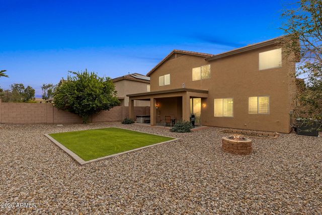 2212 W BLAYLOCK Drive, Phoenix, AZ 85085