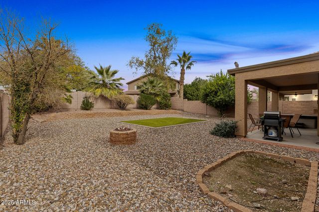 2212 W BLAYLOCK Drive, Phoenix, AZ 85085