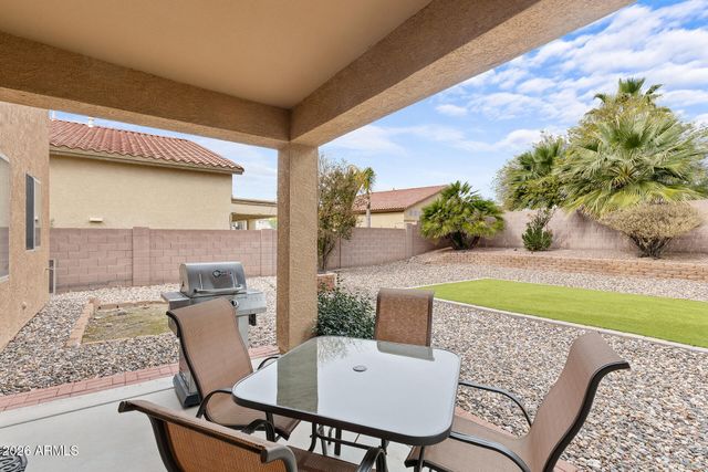 2212 W BLAYLOCK Drive, Phoenix, AZ 85085