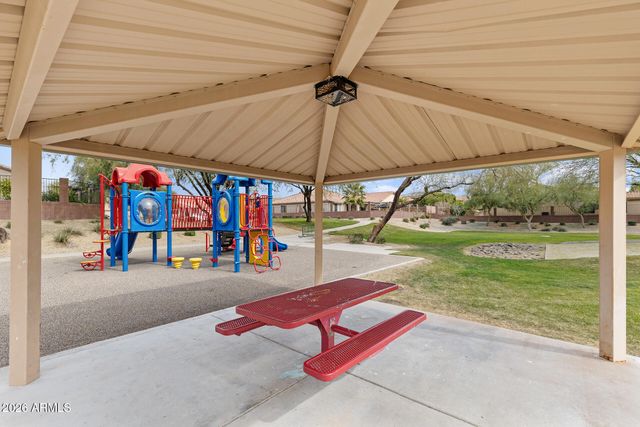 2212 W BLAYLOCK Drive, Phoenix, AZ 85085