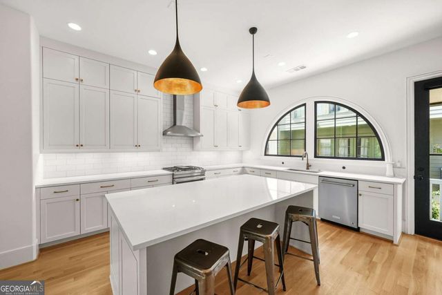 683 Fraser Street SE, Atlanta, GA 30315