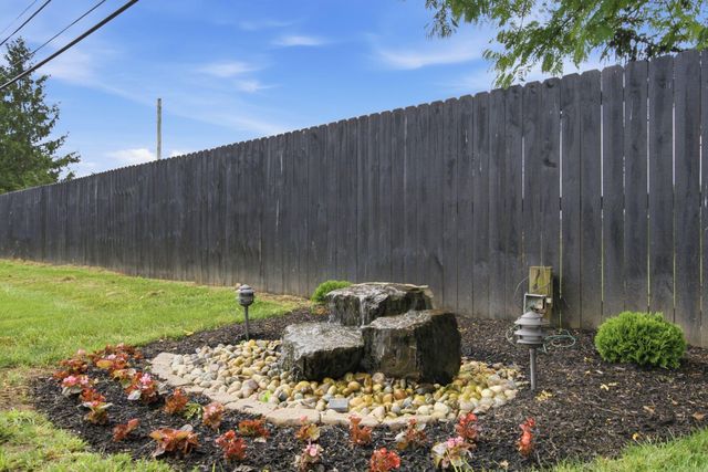 125 Mint Lane, Nicholasville, KY 40356