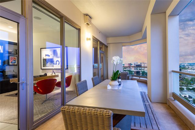 2300 WOLF Street 18A, Dallas, TX 75201