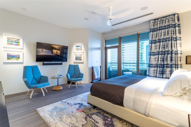 2300 WOLF Street 18A, Dallas, TX 75201