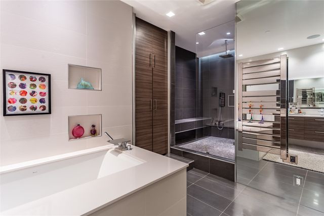 2300 WOLF Street 18A, Dallas, TX 75201