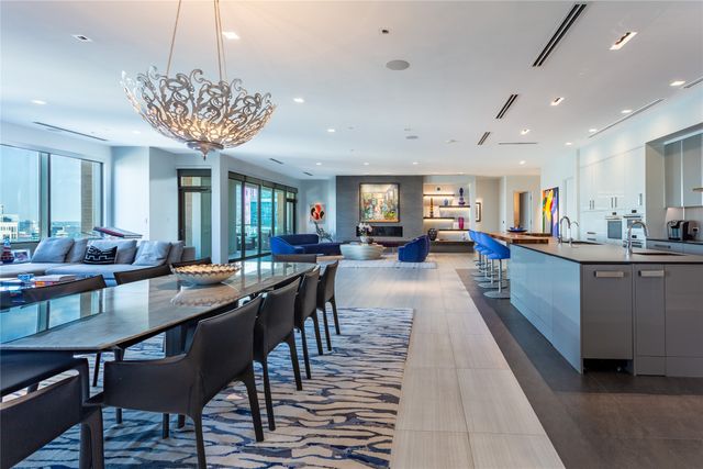 2300 WOLF Street 18A, Dallas, TX 75201