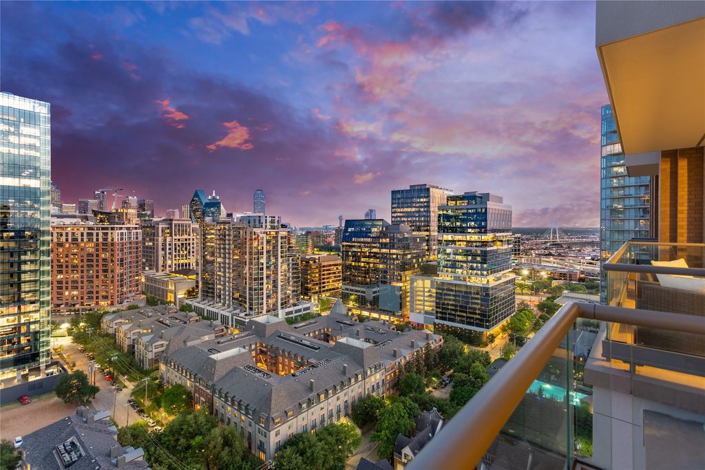 2300 WOLF Street 18A, Dallas, TX 75201