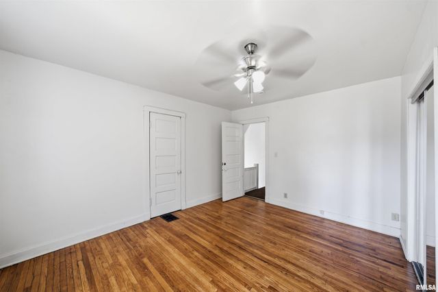 1723 W CALLENDER Avenue, Peoria, IL 61606