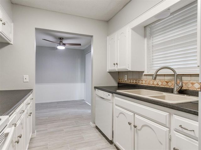 11411 N May Avenue A, Oklahoma City, OK 73120