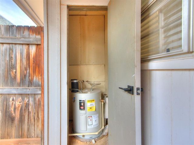 11411 N May Avenue A, Oklahoma City, OK 73120