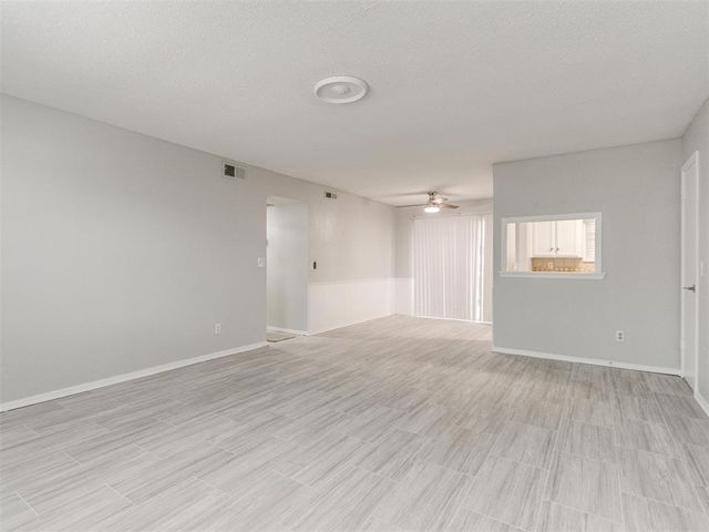 11411 N May Avenue A, Oklahoma City, OK 73120