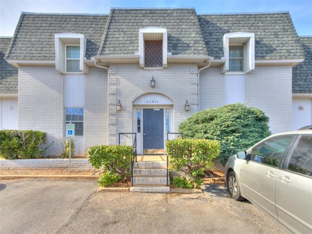 11411 N May Avenue A, Oklahoma City, OK 73120