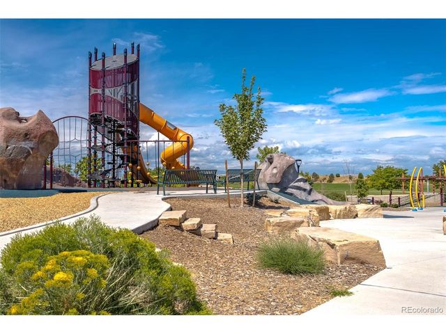 2392 N Emporia St, Aurora, CO 80010