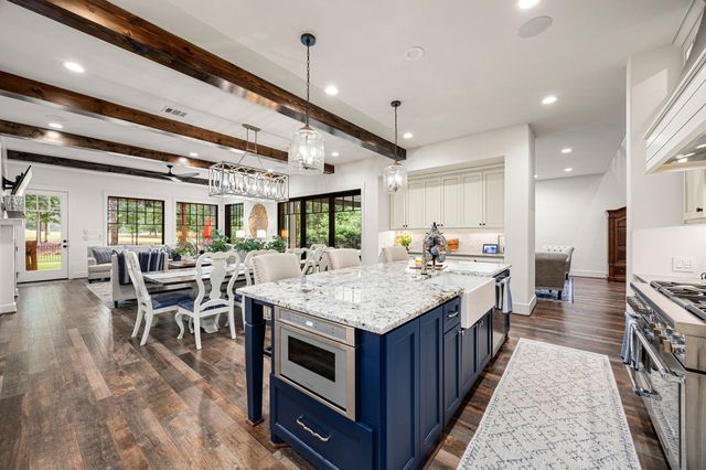 4443 Lily Bean Road, Montgomery, TX 77316