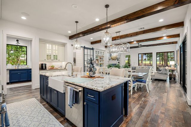4443 Lily Bean Road, Montgomery, TX 77316