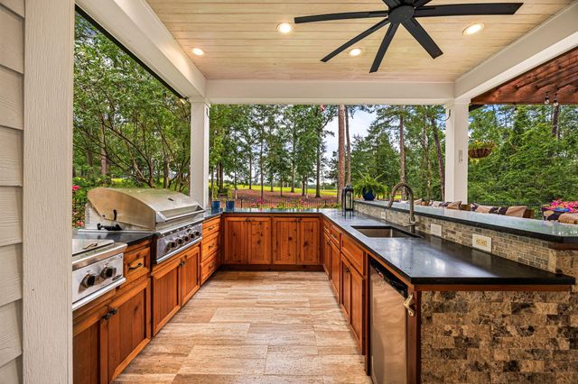 4443 Lily Bean Road, Montgomery, TX 77316