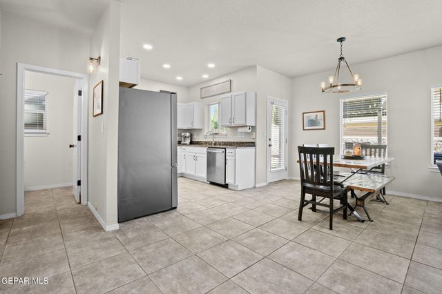 5813 REDSTONE RIM Drive, El Paso, TX 79934