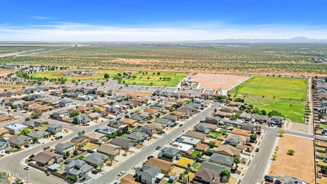 5813 REDSTONE RIM Drive, El Paso, TX 79934