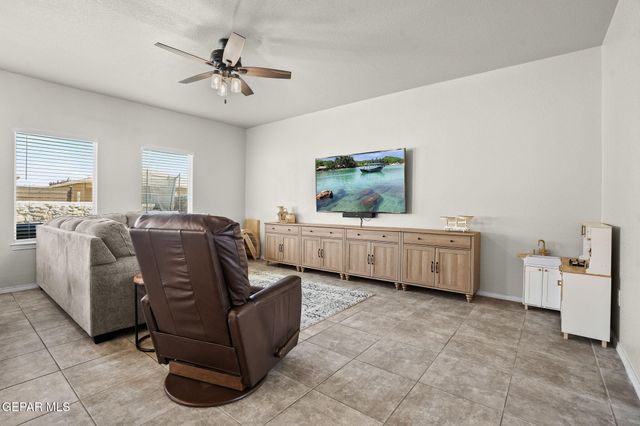 5813 REDSTONE RIM Drive, El Paso, TX 79934
