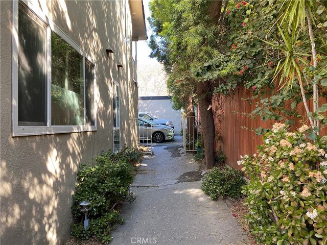 157 Esperanza Avenue H, Sierra Madre, CA 91024