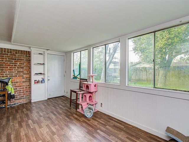 1710 W 11th Street, Freeport, TX 77541