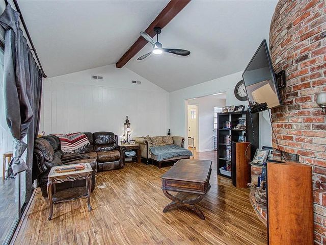 1710 W 11th Street, Freeport, TX 77541