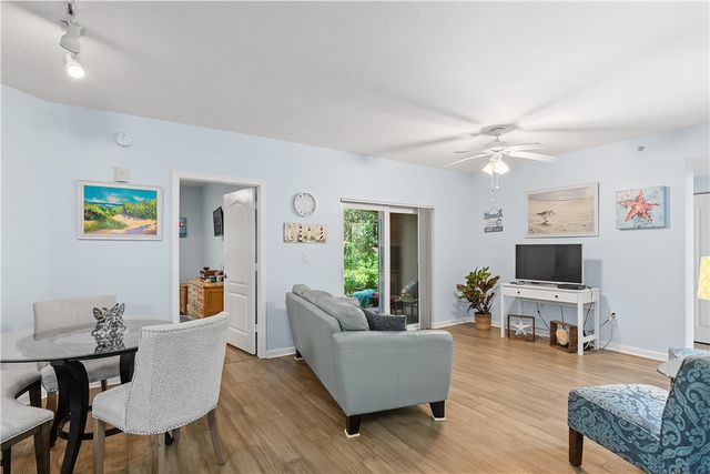 5095 Fairways Circle I102, Vero Beach, FL 32967