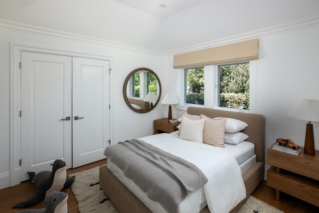 1385 Dana Avenue, Palo Alto, CA 94301