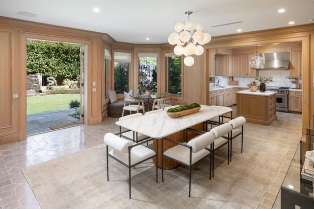 1385 Dana Avenue, Palo Alto, CA 94301