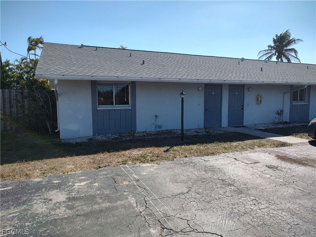 3909 Skyline BLVD, Cape Coral, FL 33914