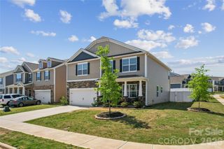 162 Giant Oak Avenue, Statesville, NC 28677