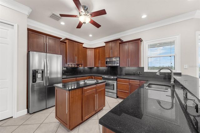 1698 TAYLOR RIDGE LOOP, Kissimmee, FL 34744