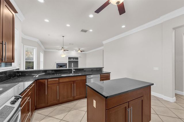 1698 TAYLOR RIDGE LOOP, Kissimmee, FL 34744