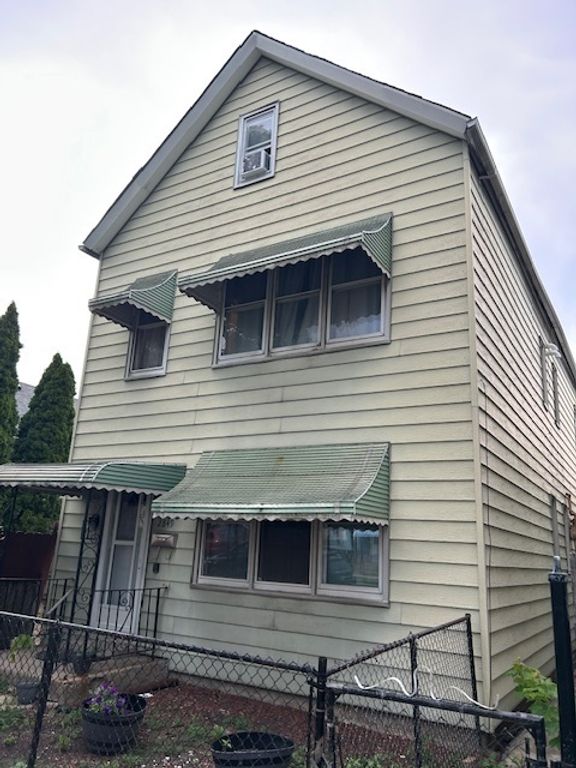 2849 S Kolin Avenue, Chicago, IL 60623