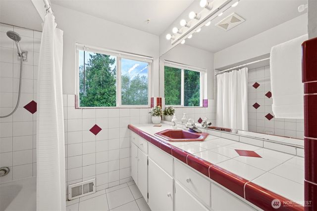 8339 Pheasant Drive, Blaine, WA 98230