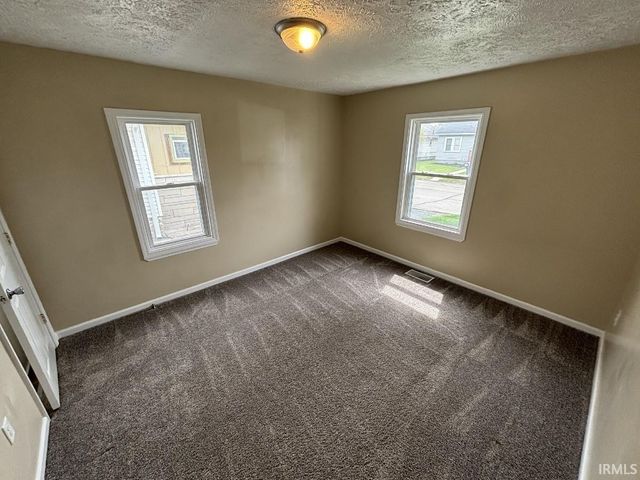 1206 W 15Th Street, Muncie, IN 47302