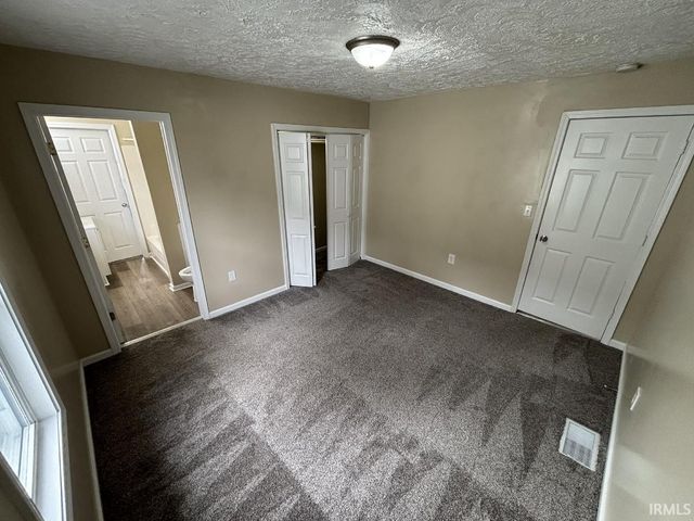 1206 W 15Th Street, Muncie, IN 47302