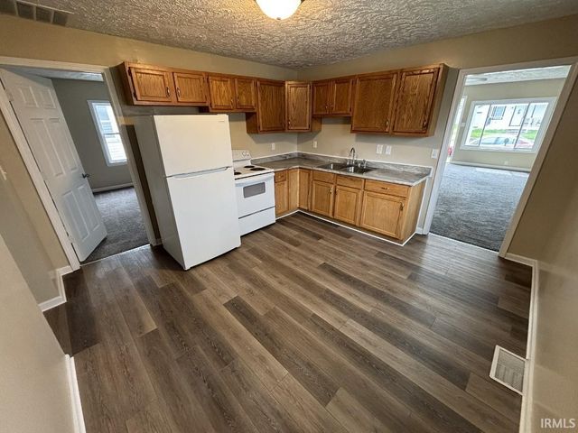 1206 W 15Th Street, Muncie, IN 47302