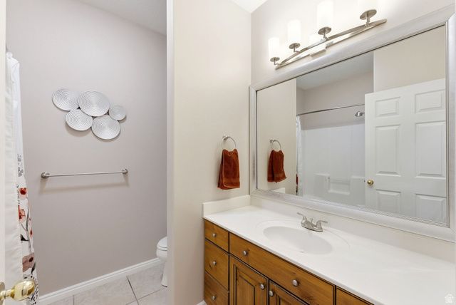 5169 W ROCK RIDGE LN, West Jordan, UT 84081