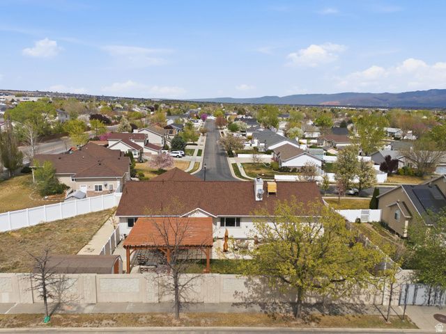 5169 W ROCK RIDGE LN, West Jordan, UT 84081