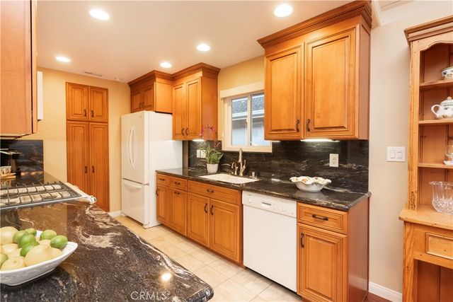 215 Camino San Clemente, San Clemente, CA 92672