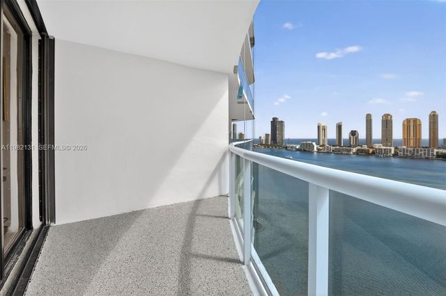 4000 Island Boulevard 2301, Aventura, FL 33160
