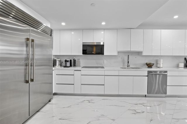 4000 Island Boulevard 2301, Aventura, FL 33160